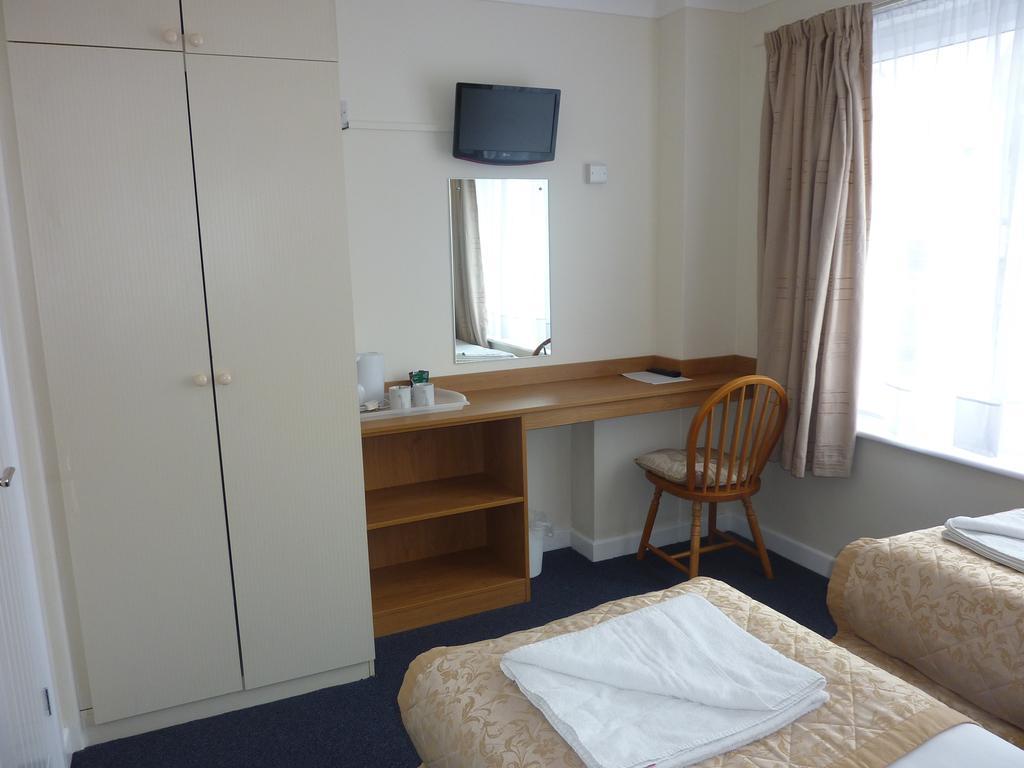 Carisbrooke Hotel Bournemouth Habitación foto